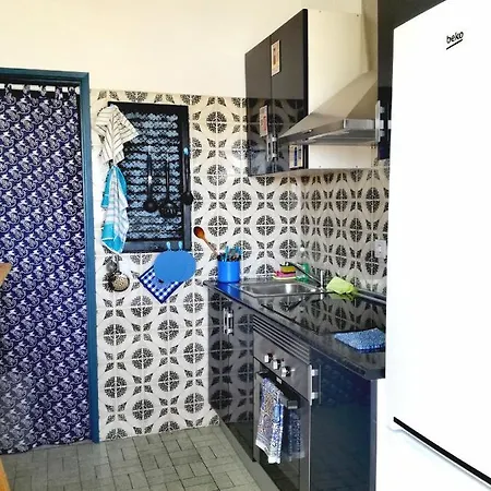 Viajante Ao Cubo Konukevi Olhão